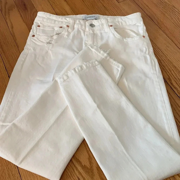 NWOT! Women’s Zara white distressed ankle jeans 2 - Picture 2 of 4